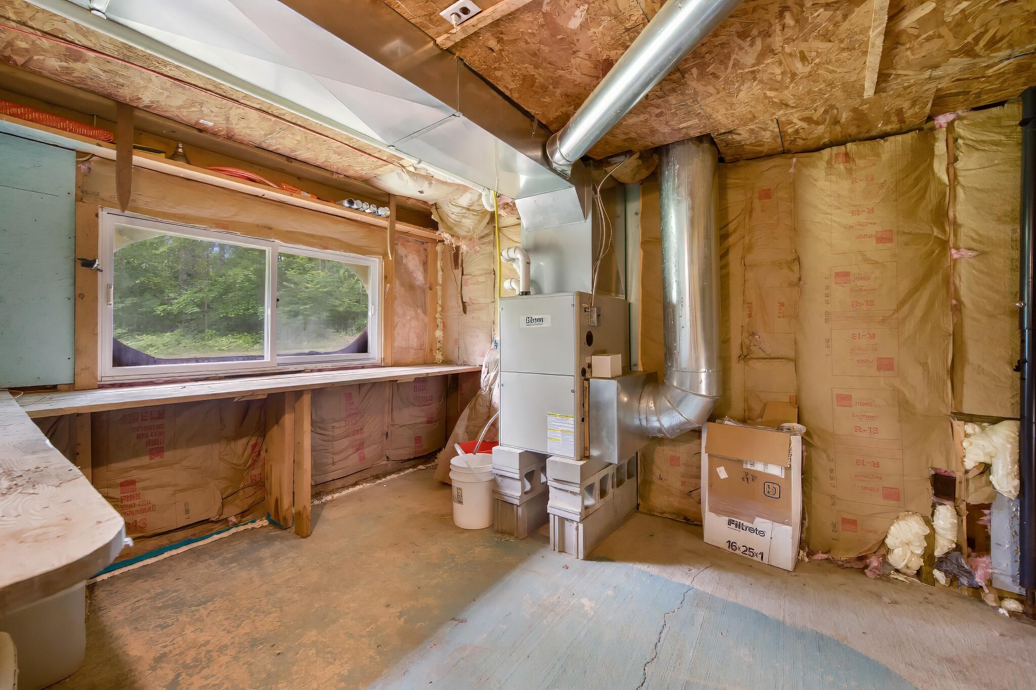 36 Palmer Road Etna ME 04434