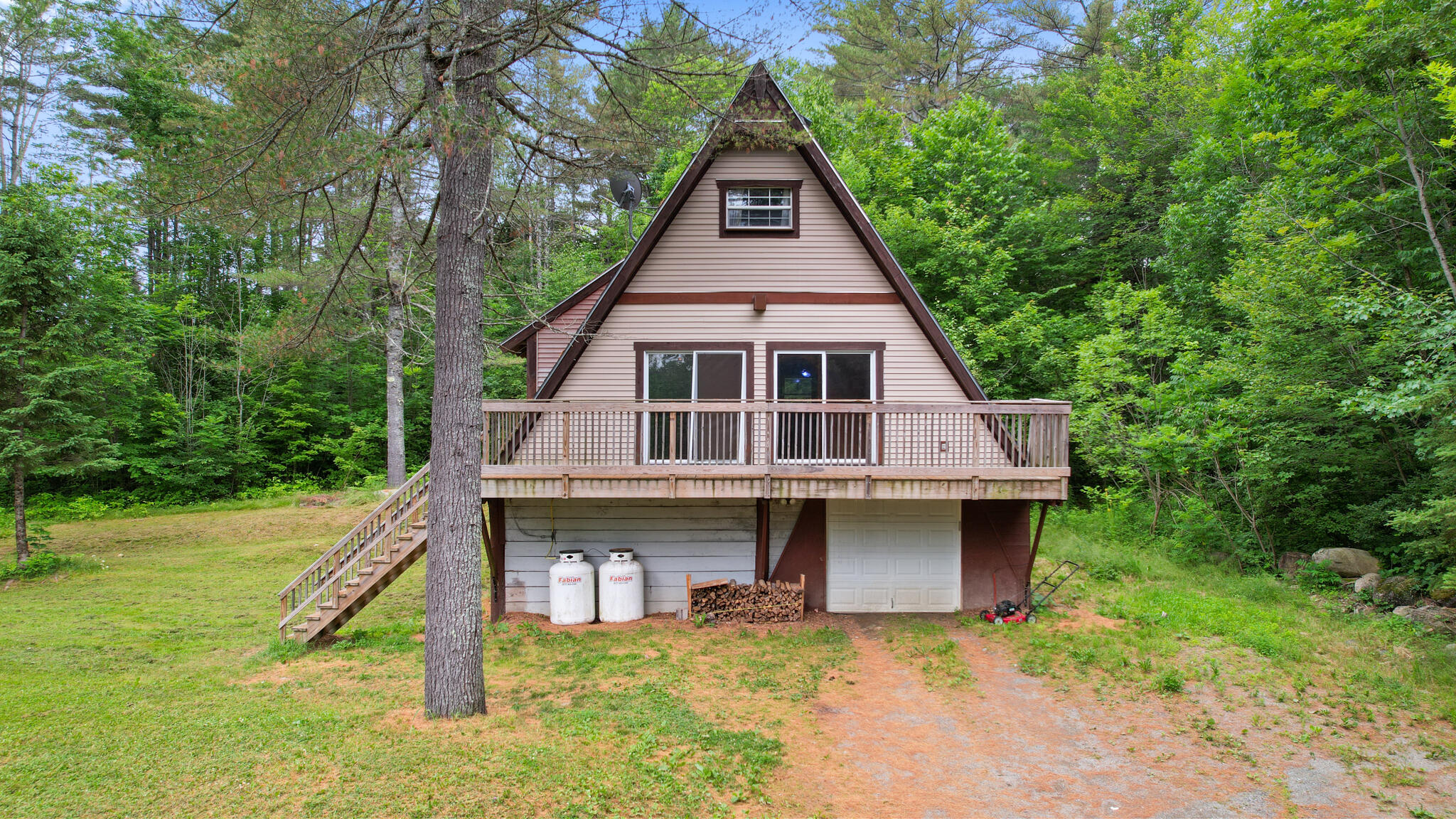 36 Palmer Road Etna ME 04434