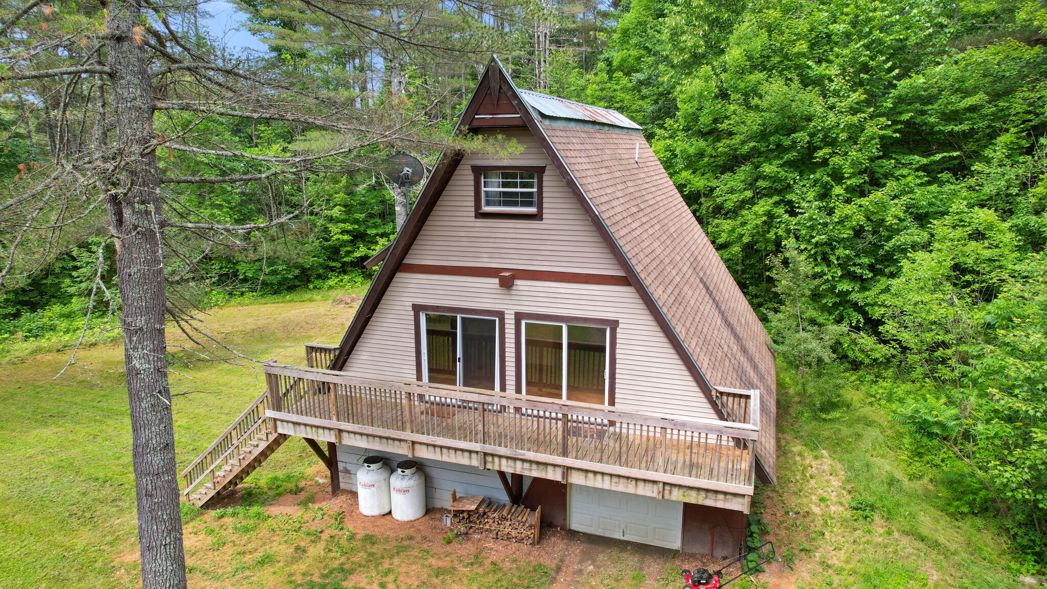 36 Palmer Road Etna ME 04434