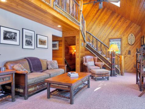 208 Main Road Chesterville ME 04938