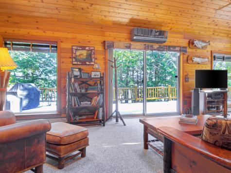 208 Main Road Chesterville ME 04938