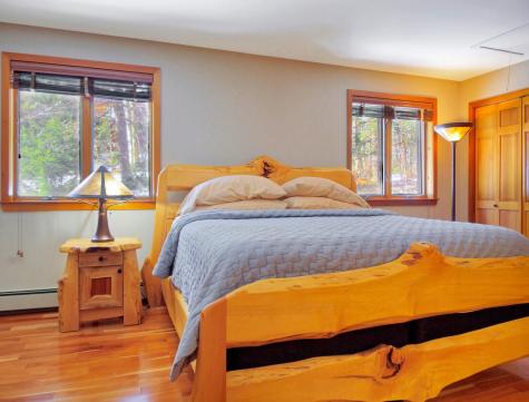 208 Main Road Chesterville ME 04938