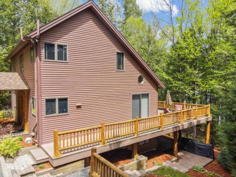 208 Main Road Chesterville ME 04938