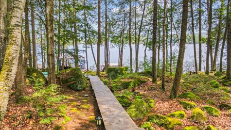 208 Main Road Chesterville ME 04938