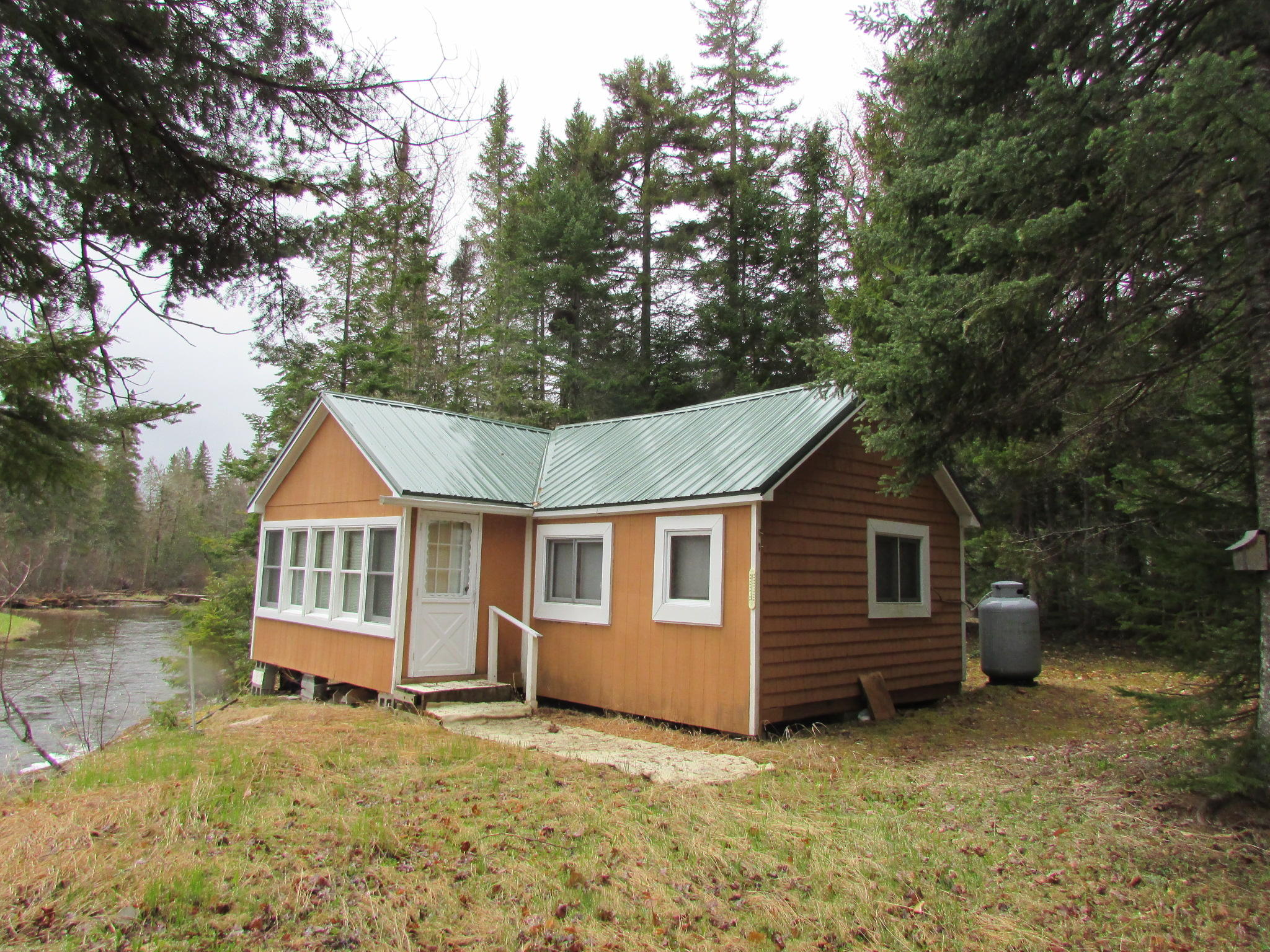 1425 S Branch Road Monticello, ME