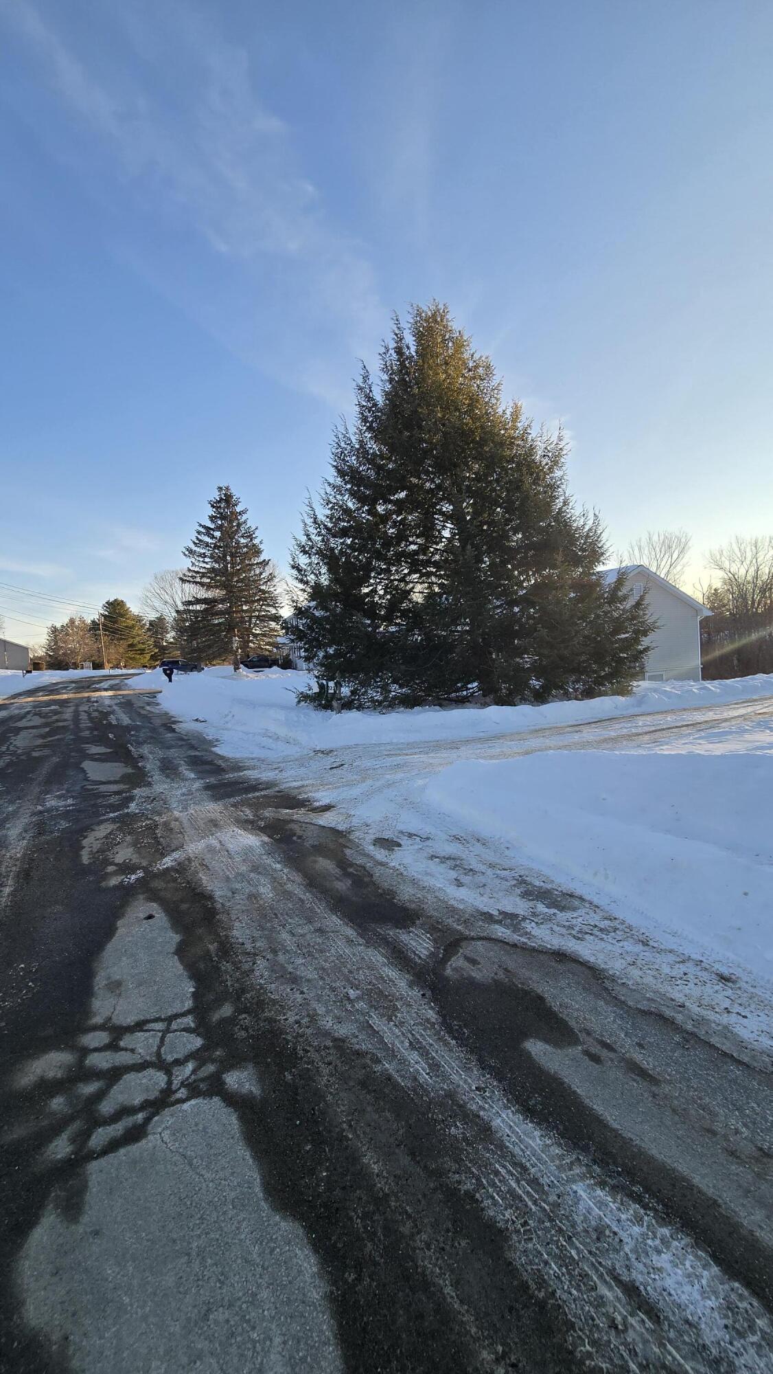 122 Meadow Lane Farmington ME 04938