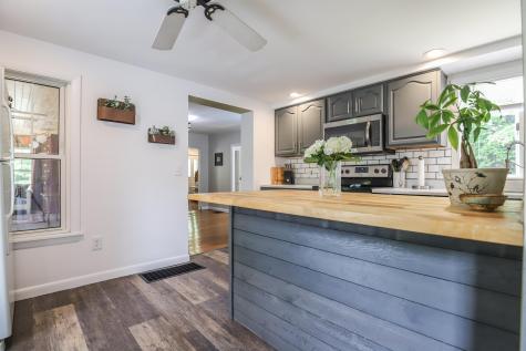 37 Chadbourne Road Standish ME 04084