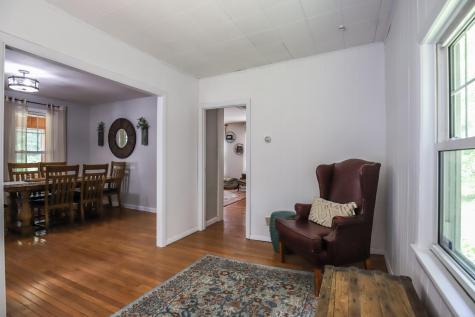 37 Chadbourne Road Standish ME 04084