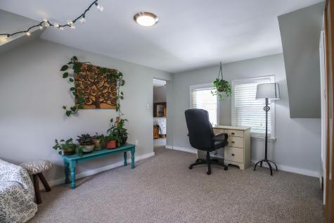 37 Chadbourne Road Standish ME 04084