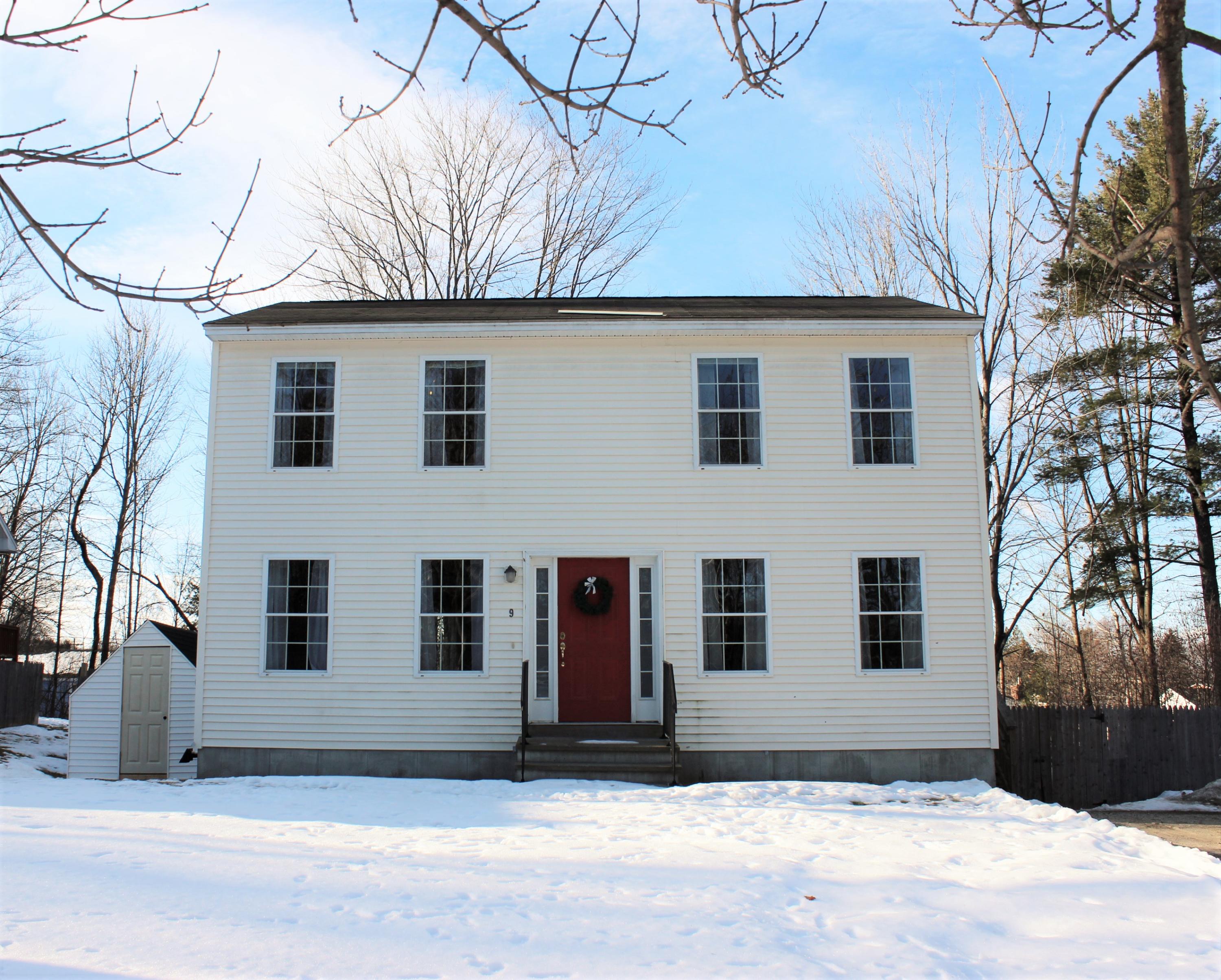 9 St James Place Lewiston ME 04240