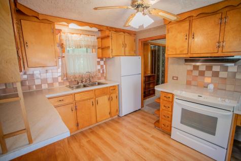 142 Military Road Greenbush ME 04418