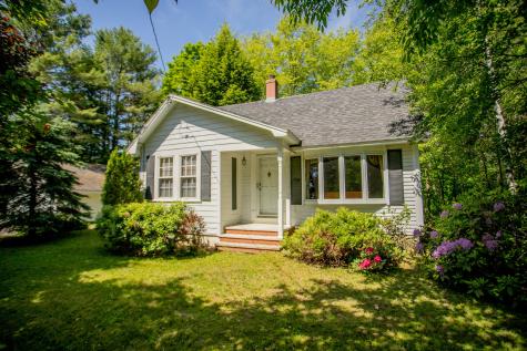 142 Military Road Greenbush ME 04418