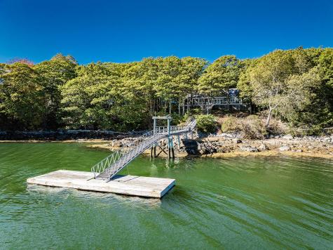 394 Hathorne Point Road Cushing ME 04563