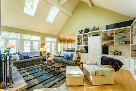 394 Hathorne Point Road Cushing ME 04563