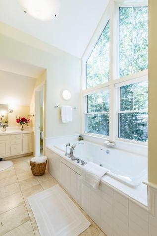 394 Hathorne Point Road Cushing ME 04563