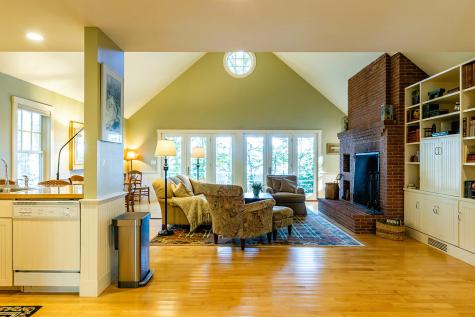 394 Hathorne Point Road Cushing ME 04563