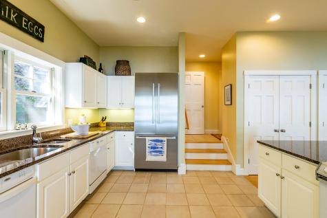 394 Hathorne Point Road Cushing ME 04563