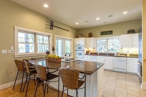 394 Hathorne Point Road Cushing ME 04563