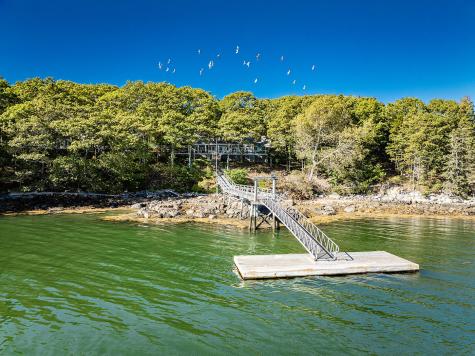 394 Hathorne Point Road Cushing ME 04563