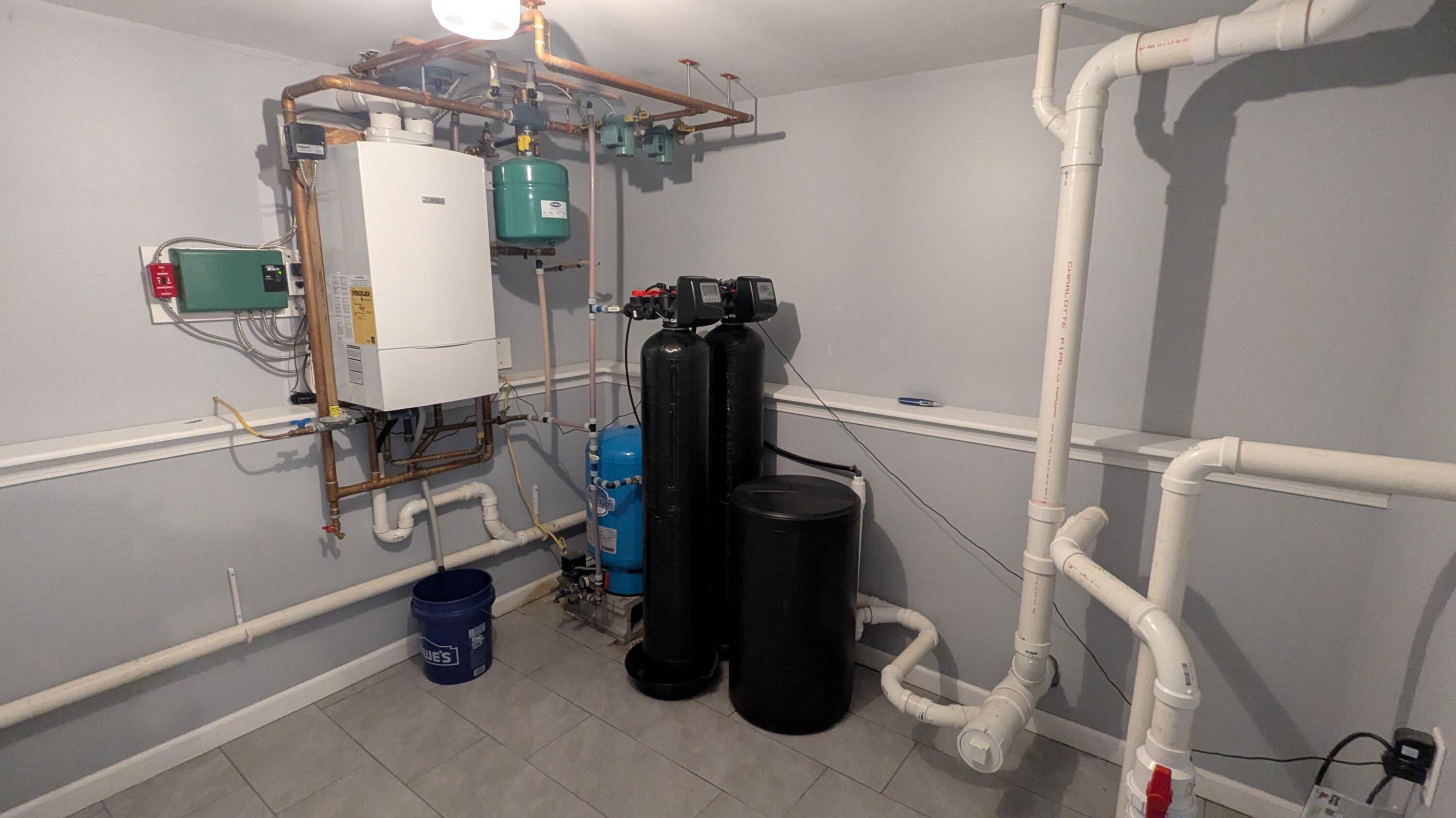 4 Starkey Lane China ME 04358