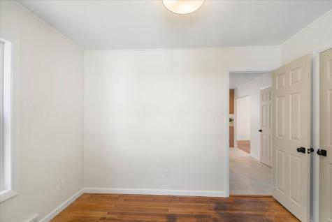 26 1st Street Lewiston ME 04240