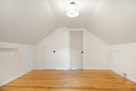 26 1st Street Lewiston ME 04240