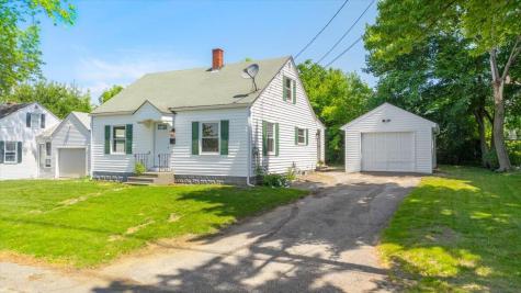 26 1st Street Lewiston ME 04240