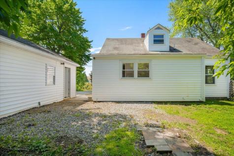 26 1st Street Lewiston ME 04240