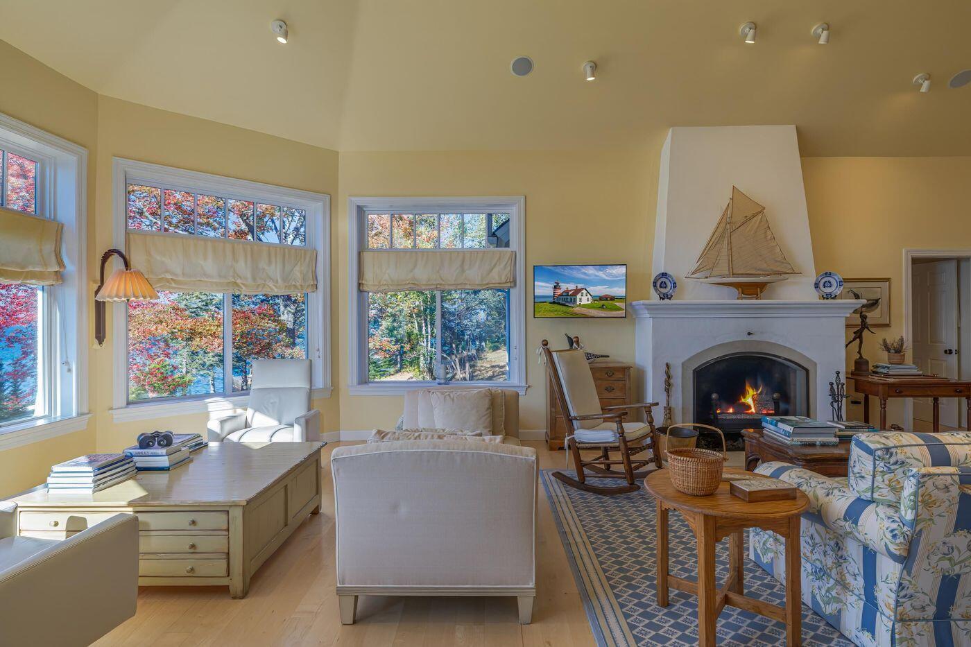 75 Old Cove Lane Brooklin ME 04616