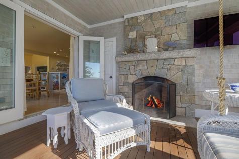 75 Old Cove Lane Brooklin ME 04616