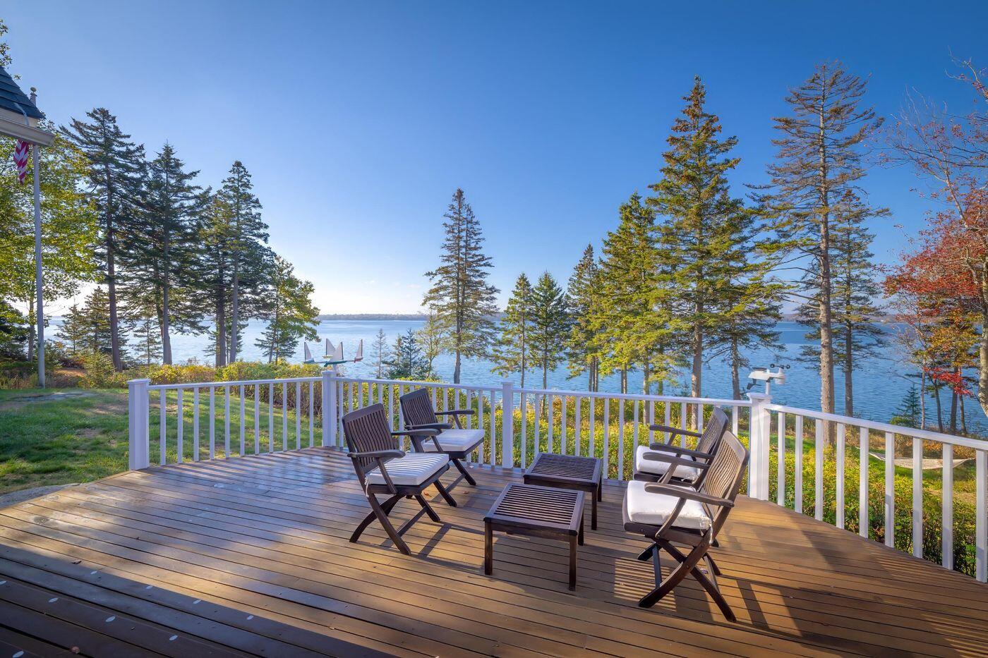 75 Old Cove Lane Brooklin ME 04616