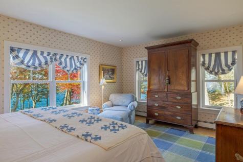 75 Old Cove Lane Brooklin ME 04616