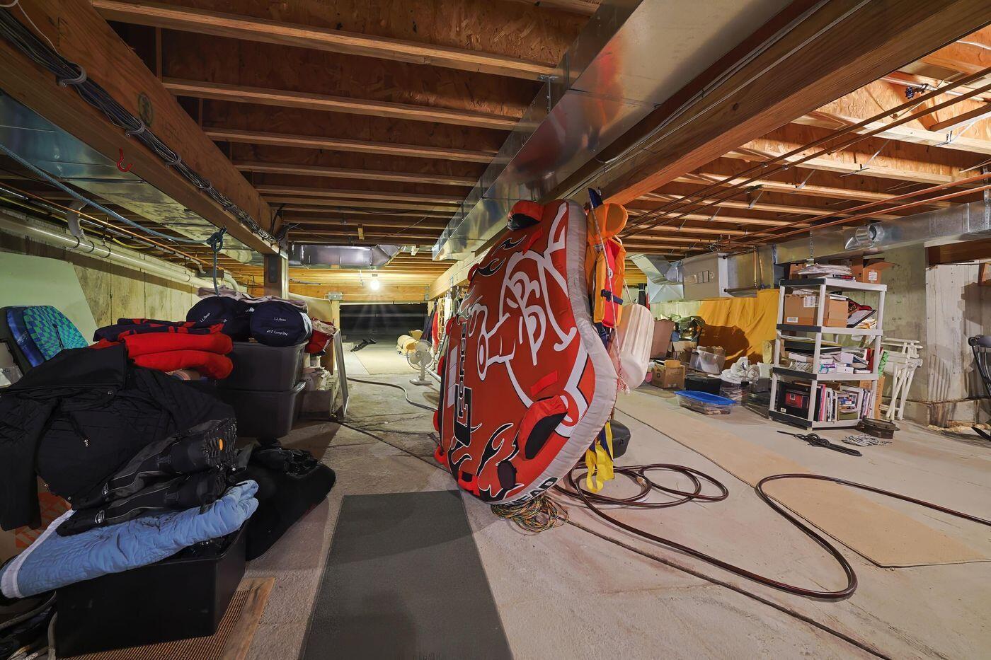 75 Old Cove Lane Brooklin ME 04616