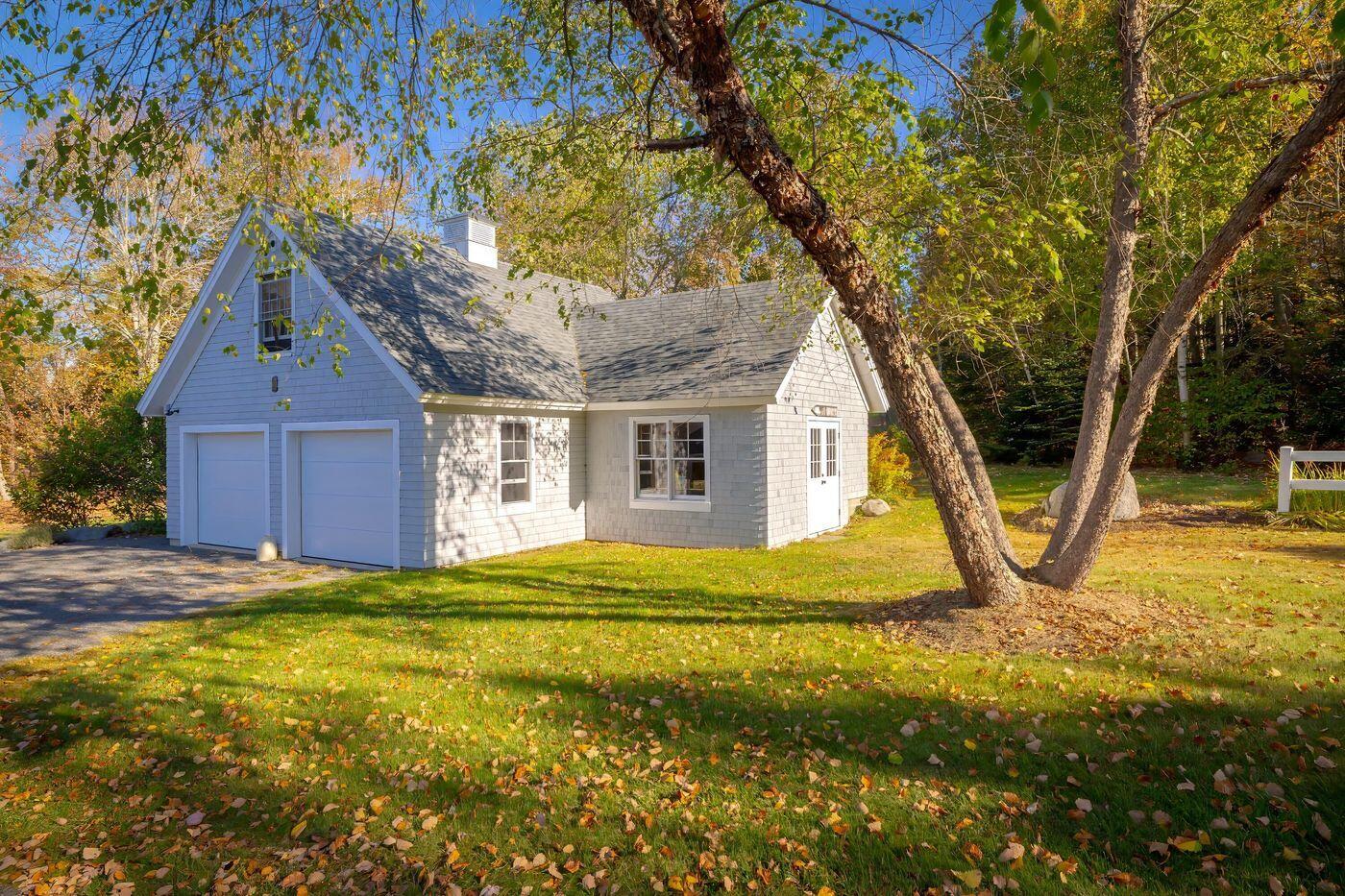 75 Old Cove Lane Brooklin ME 04616