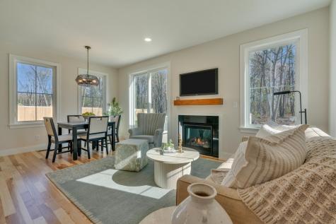 40 Cascade Circle Kennebunk ME 04043