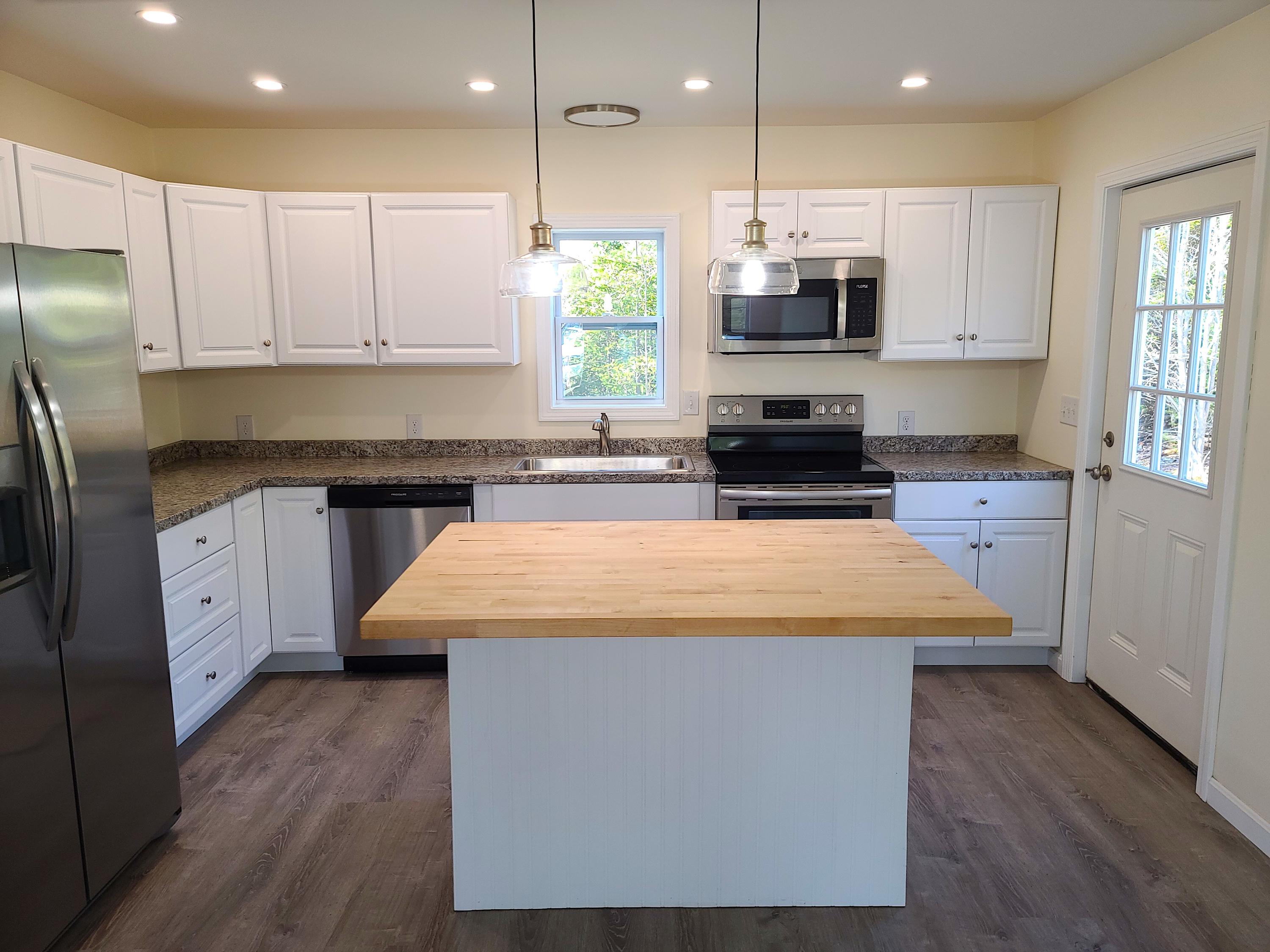 5 Oak Ridge Lane Frankfort ME 04438