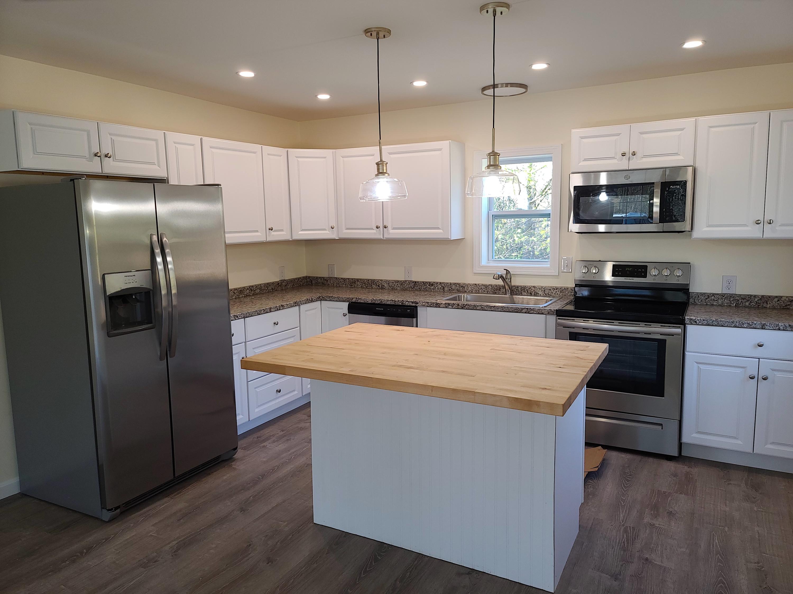 5 Oak Ridge Lane Frankfort ME 04438