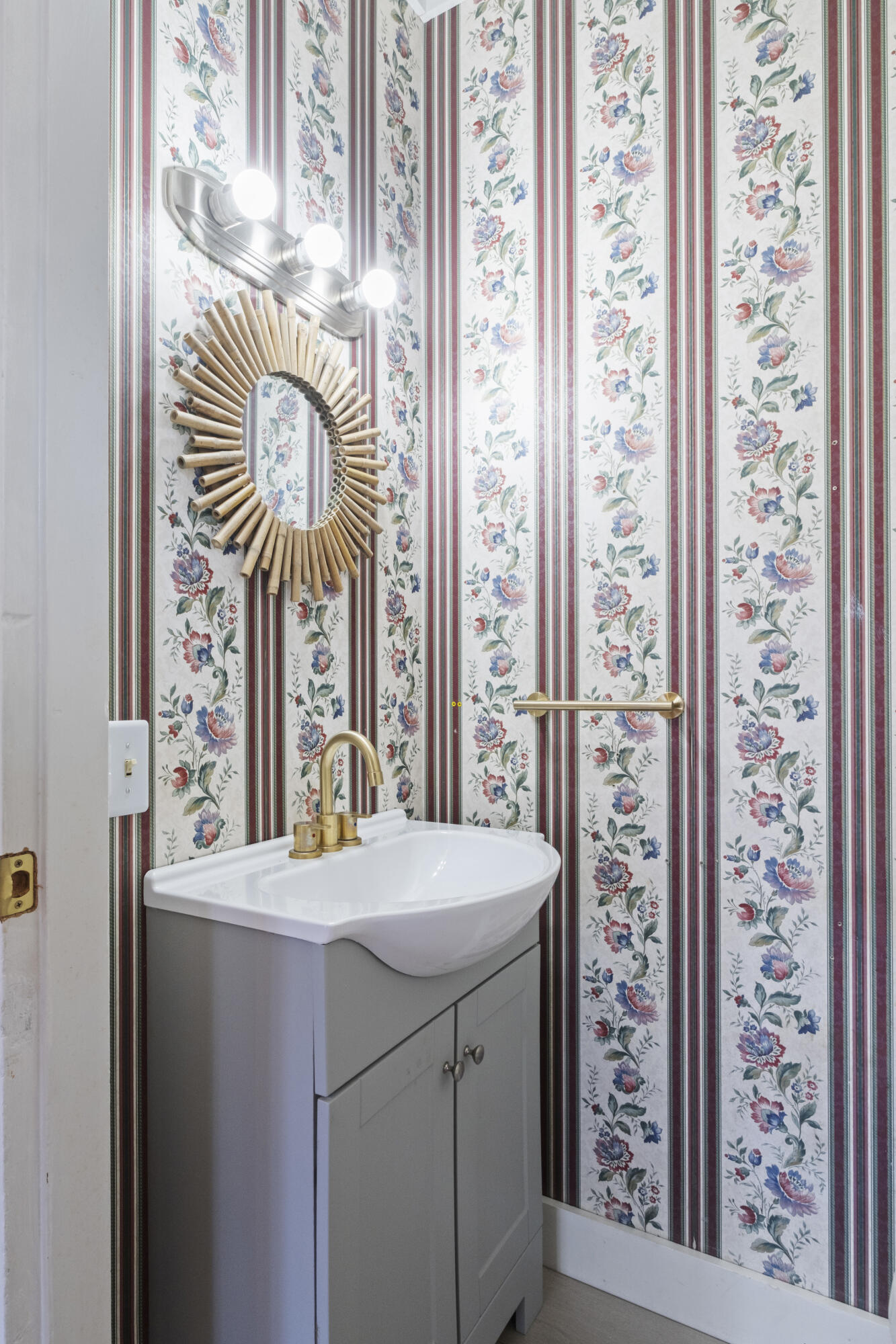 18 Maple Street Skowhegan ME 04976