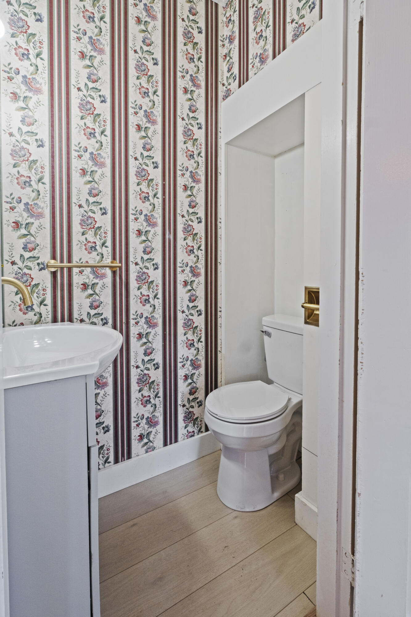 18 Maple Street Skowhegan ME 04976