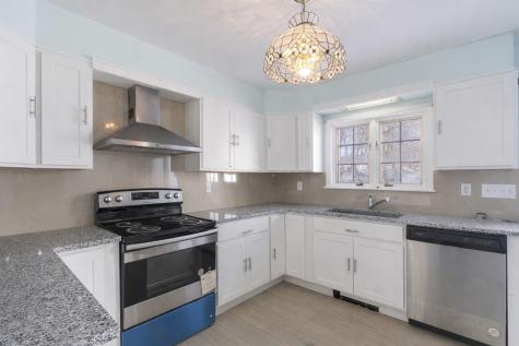 18 Maple Street Skowhegan ME 04976