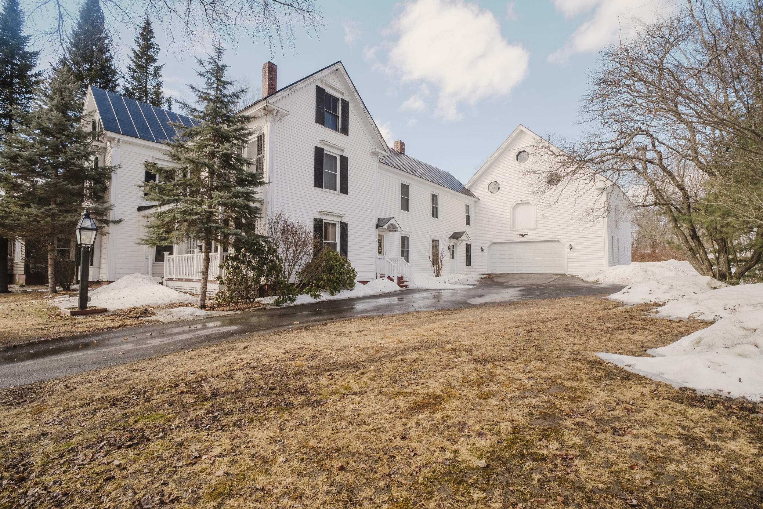 18 Maple Street Skowhegan ME 04976