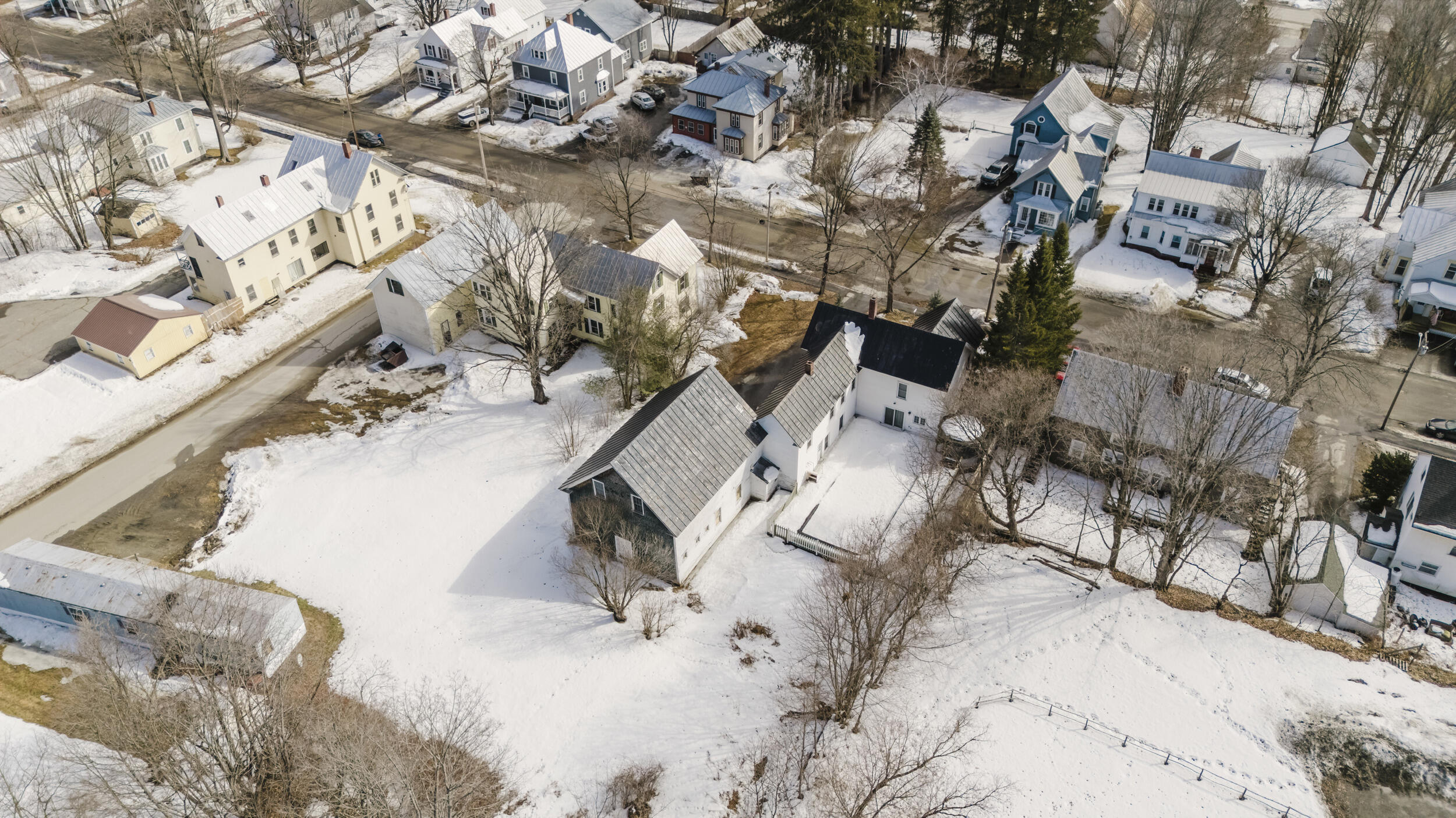 18 Maple Street Skowhegan ME 04976