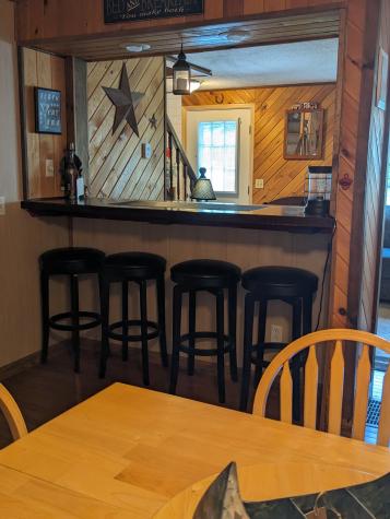 1271 Roosevelt Trail Raymond ME 04071