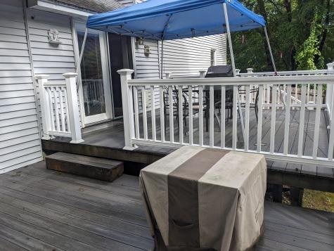 1271 Roosevelt Trail Raymond ME 04071