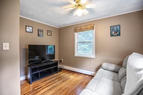 42 Pioneer Lane Standish ME 04084