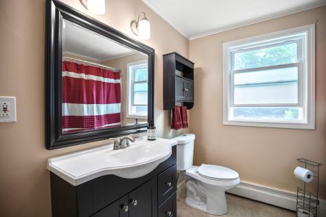 42 Pioneer Lane Standish ME 04084