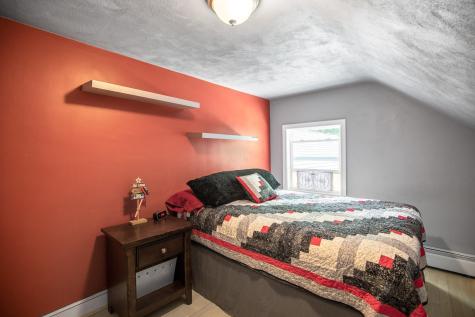 42 Pioneer Lane Standish ME 04084