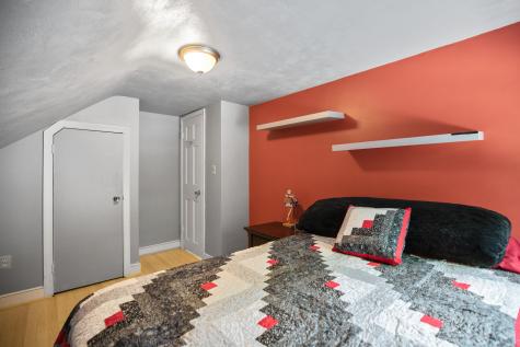 42 Pioneer Lane Standish ME 04084