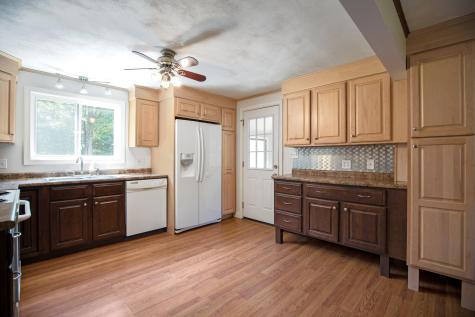 42 Pioneer Lane Standish ME 04084