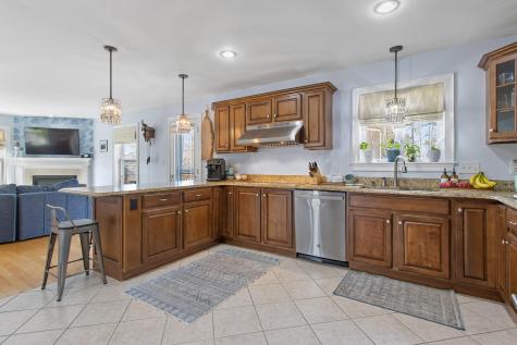 38 Richards Way Saco ME 04072